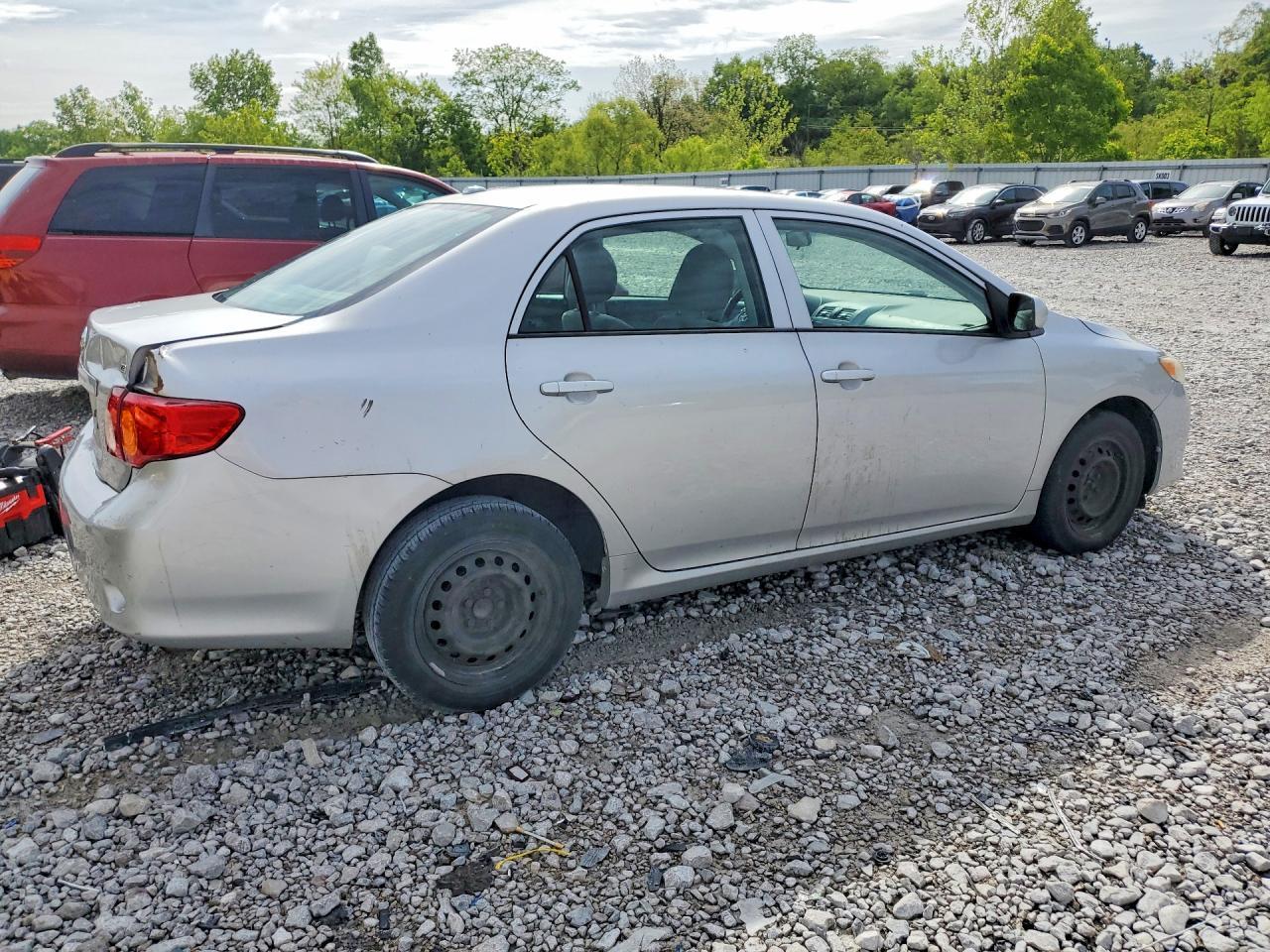 2009 Toyota Corolla Le - Фото 3