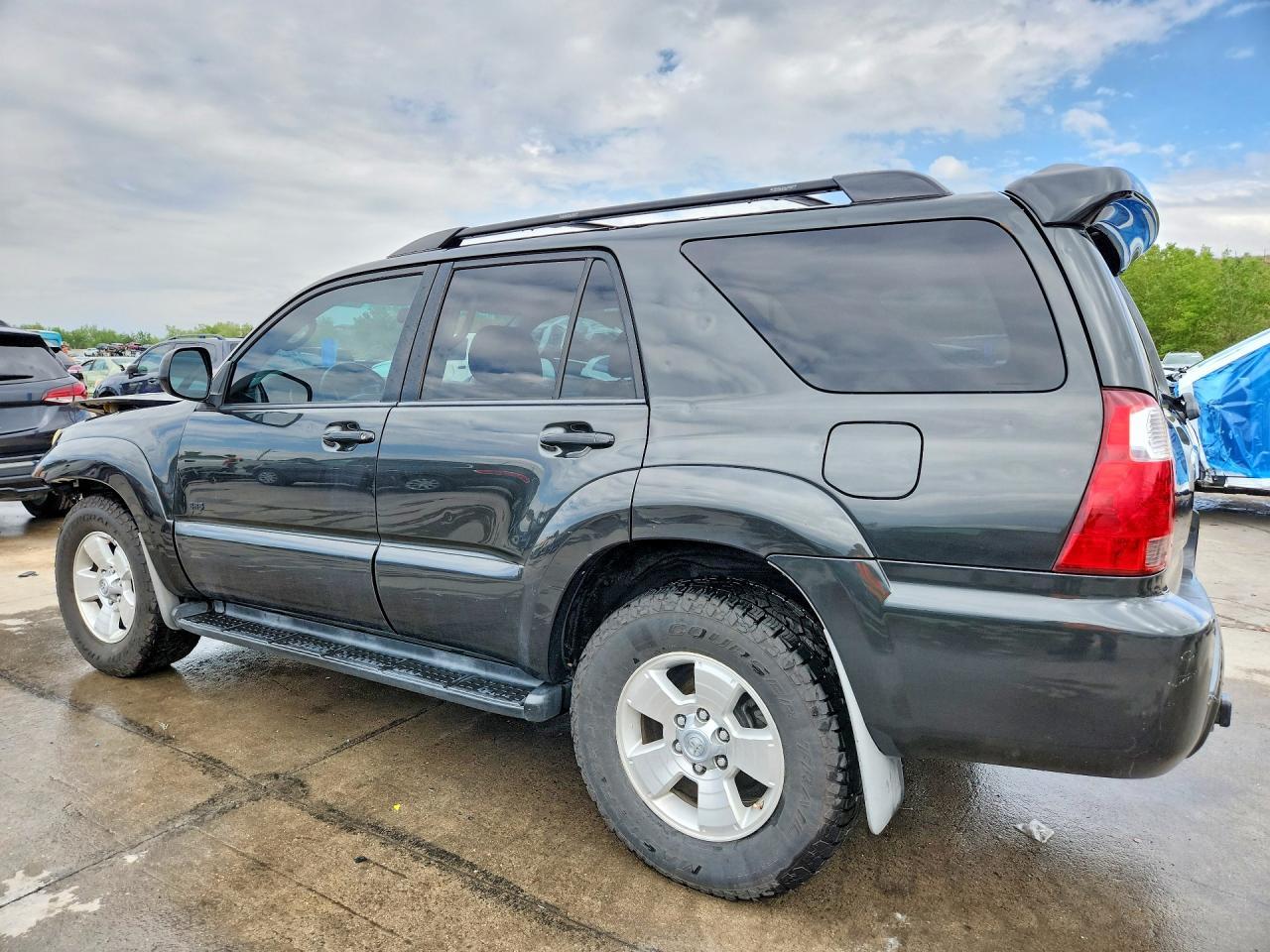 2009 Toyota 4Runner Sr5 - Image 2