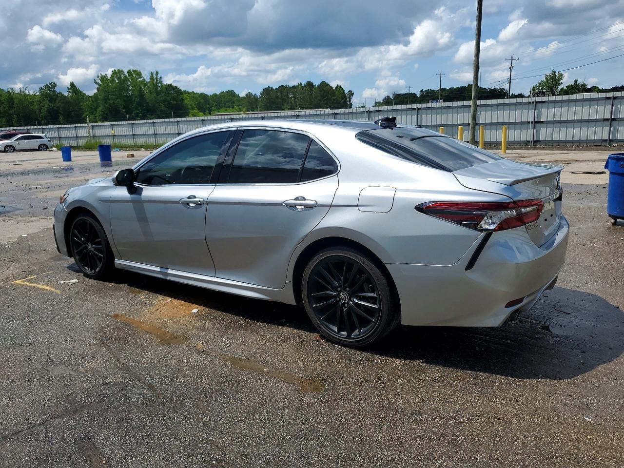 2022 Toyota Camry Xse - Image 2