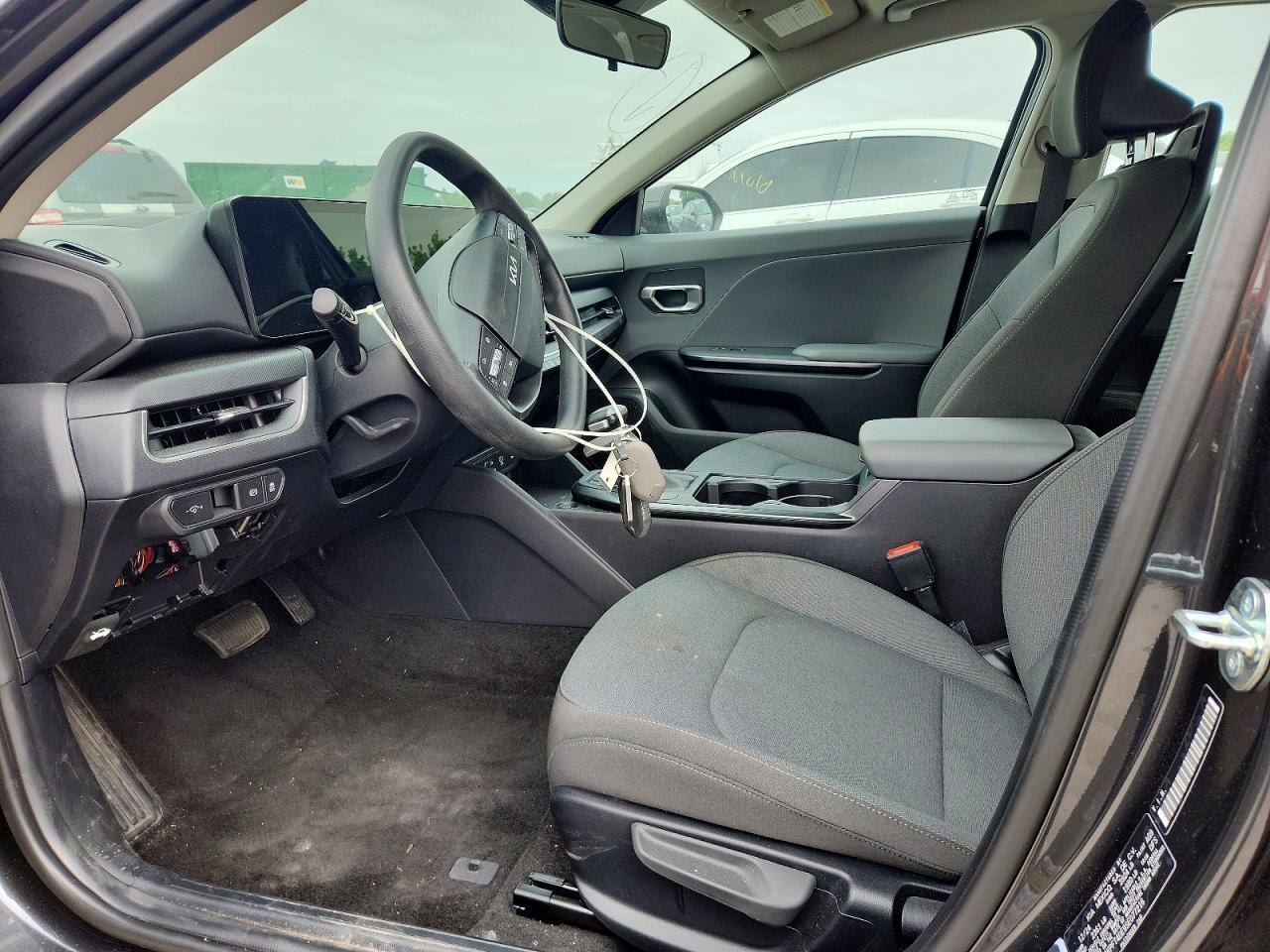 2025 Kia K4 Lx - Image 7