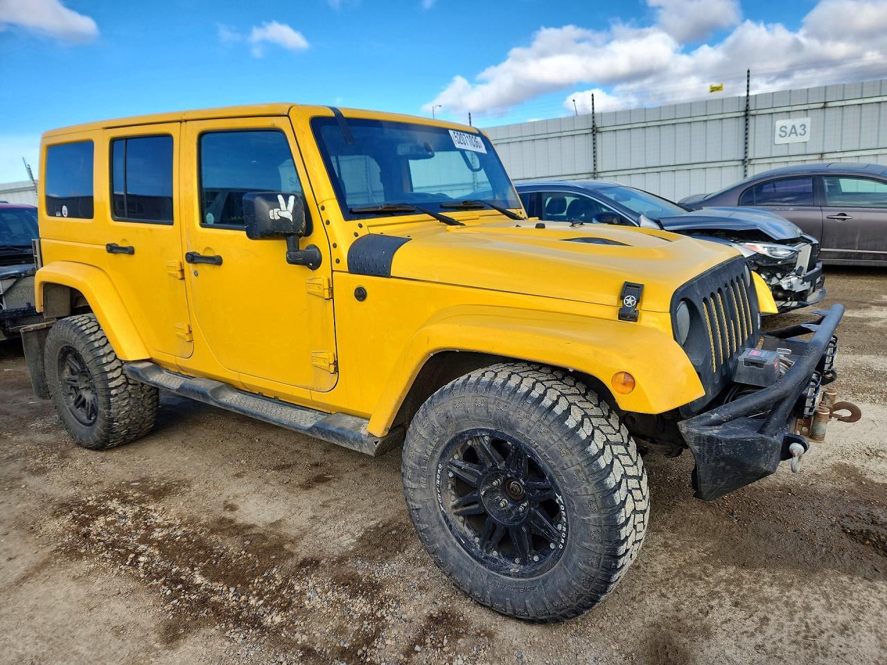 2015 Jeep Wrangler Unlimited Sahara - Image 4