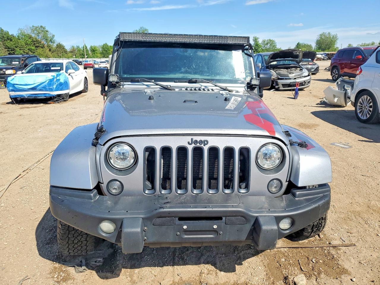 2017 Jeep Wrangler Unlimited Sahara - Image 5