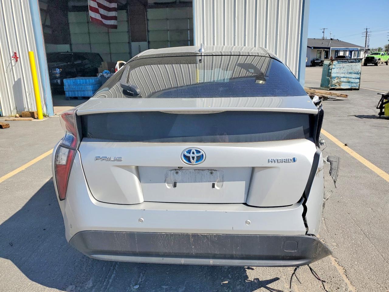 2017 Toyota Prius Three - Фото 6