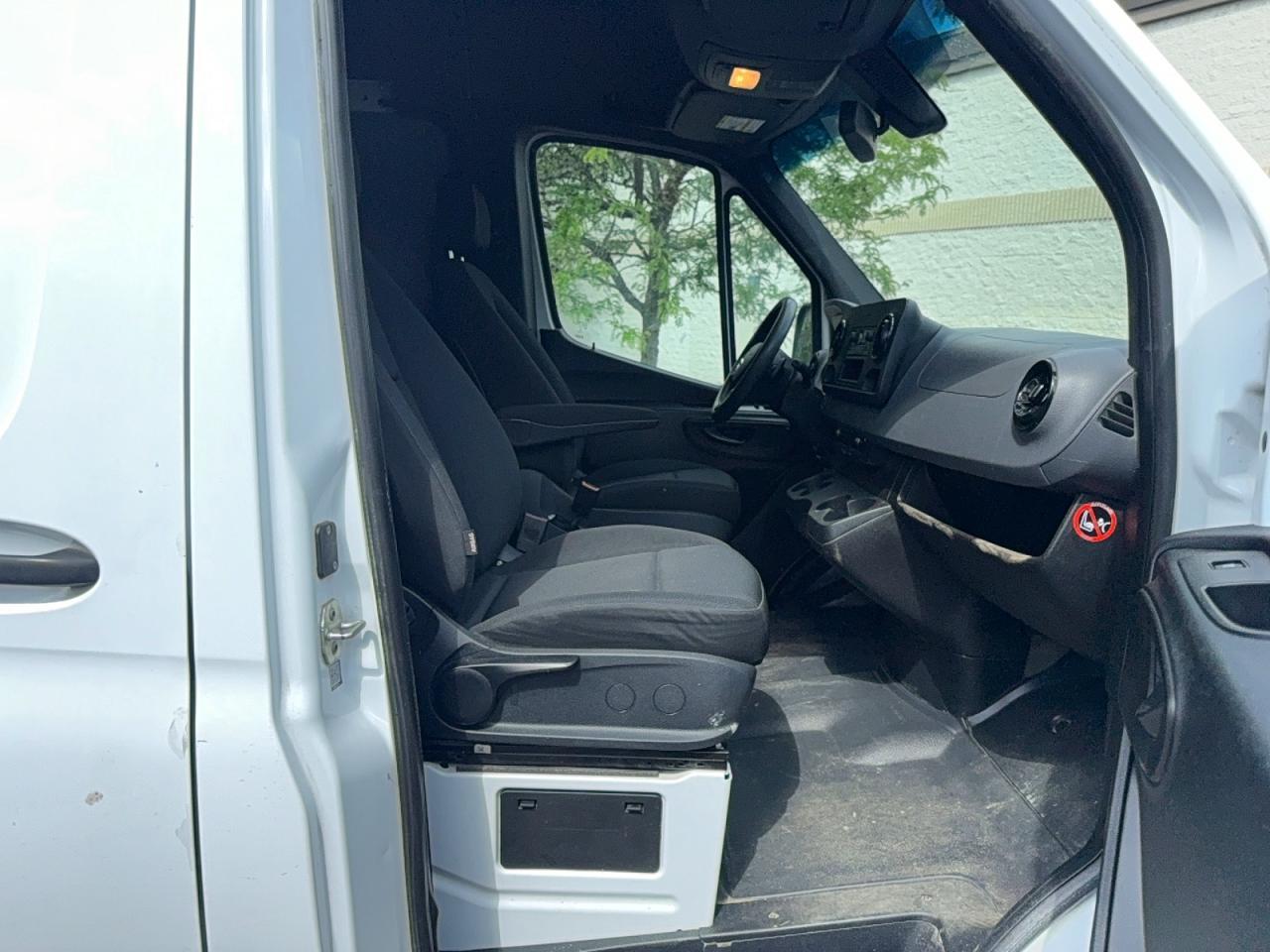 2021 Mercedes-Benz Sprinter 2500 - Фото 5