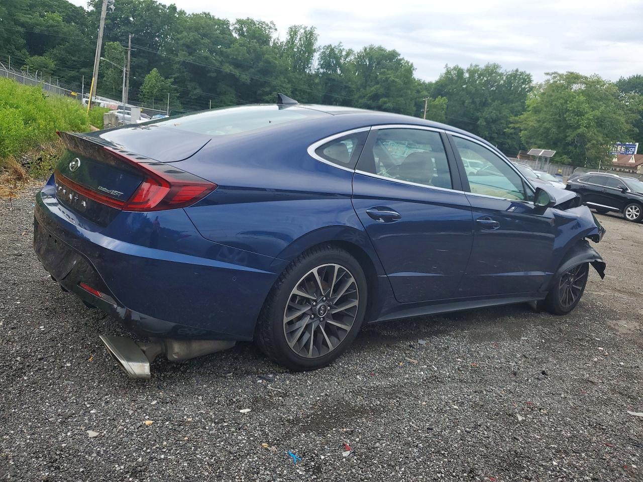 2020 Hyundai Sonata Limited - Image 3