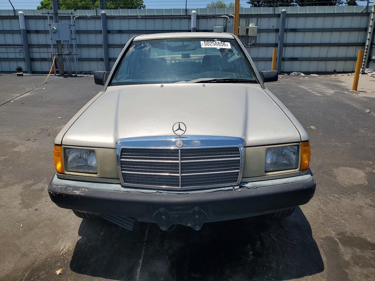 1988 Mercedes Benz 190 E 2.3 - Фото 5
