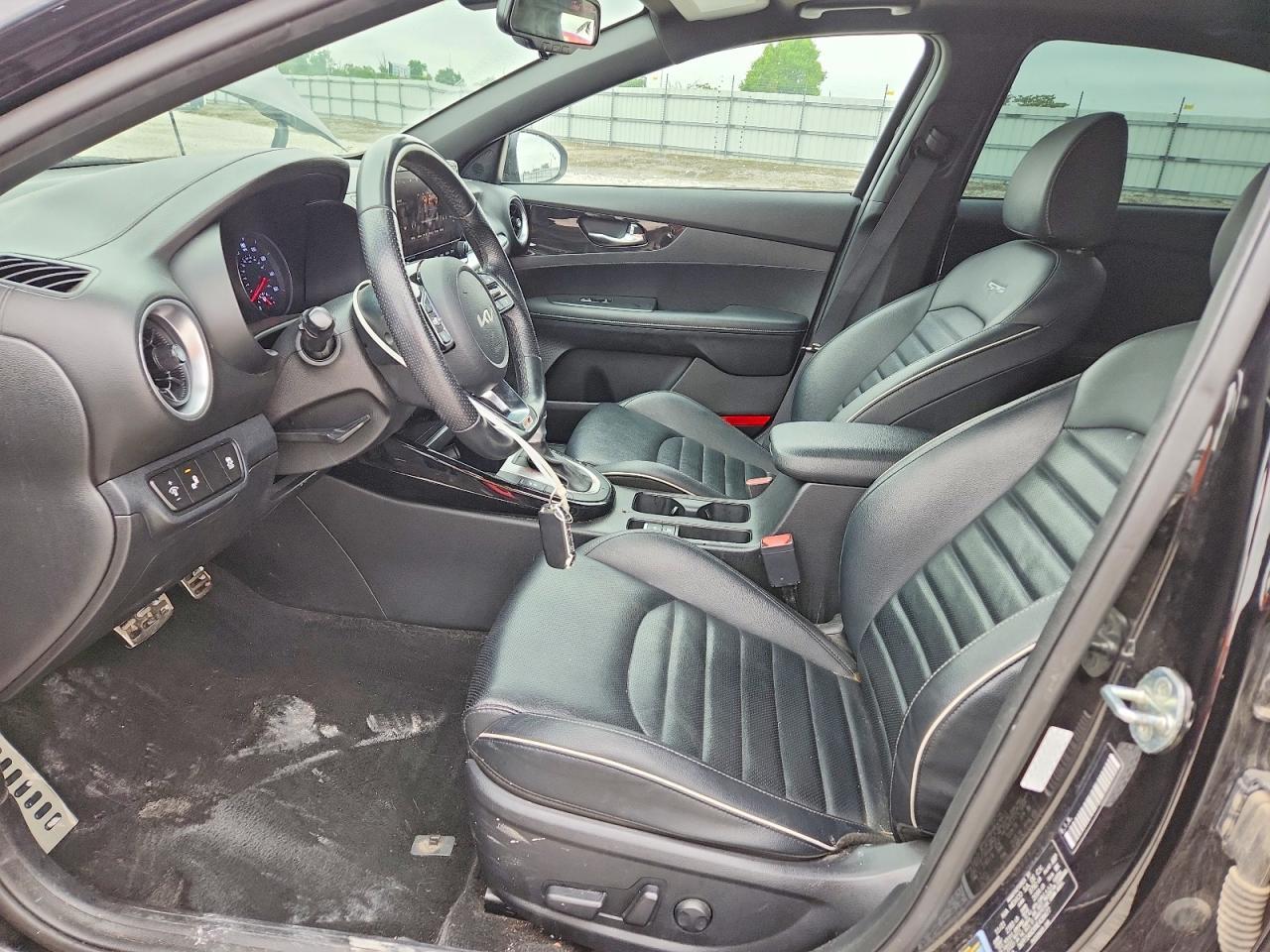 2022 Kia Forte Gt Line - Фото 7