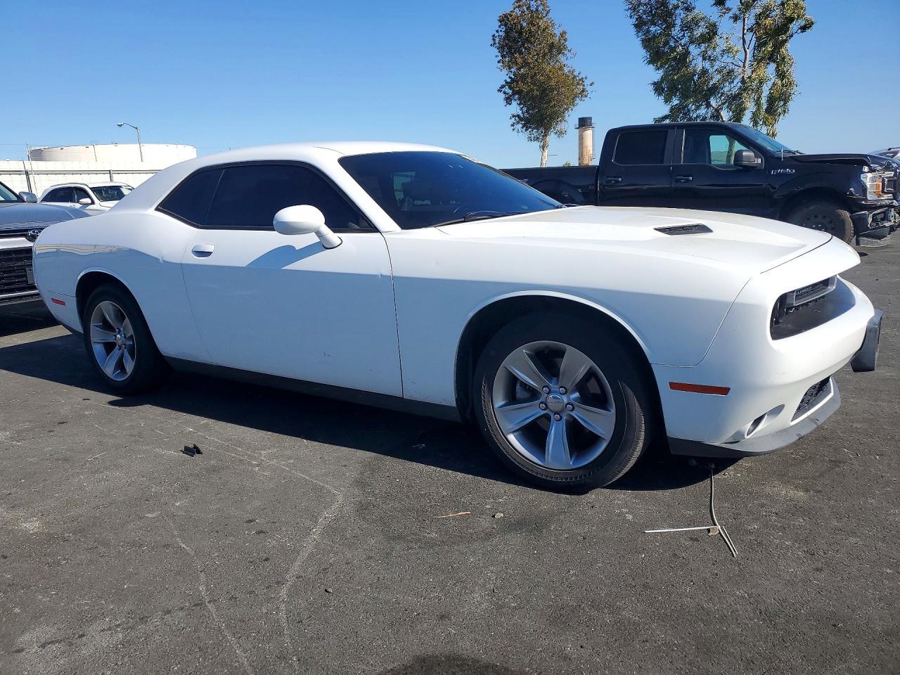 2015 Dodge Challenger Sxt - Фото 4