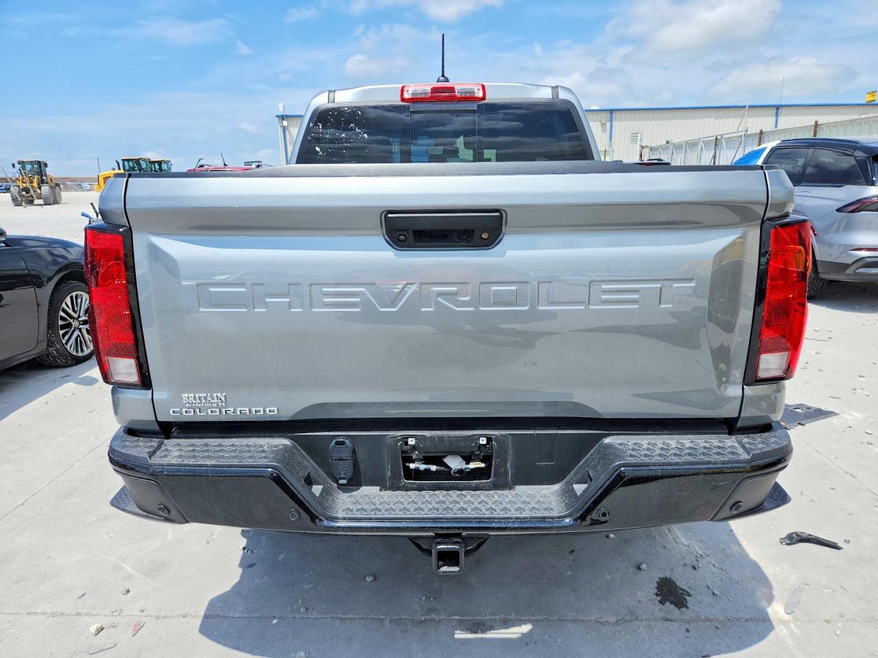 2025 Chevrolet Colorado Trail Boss - Image 6