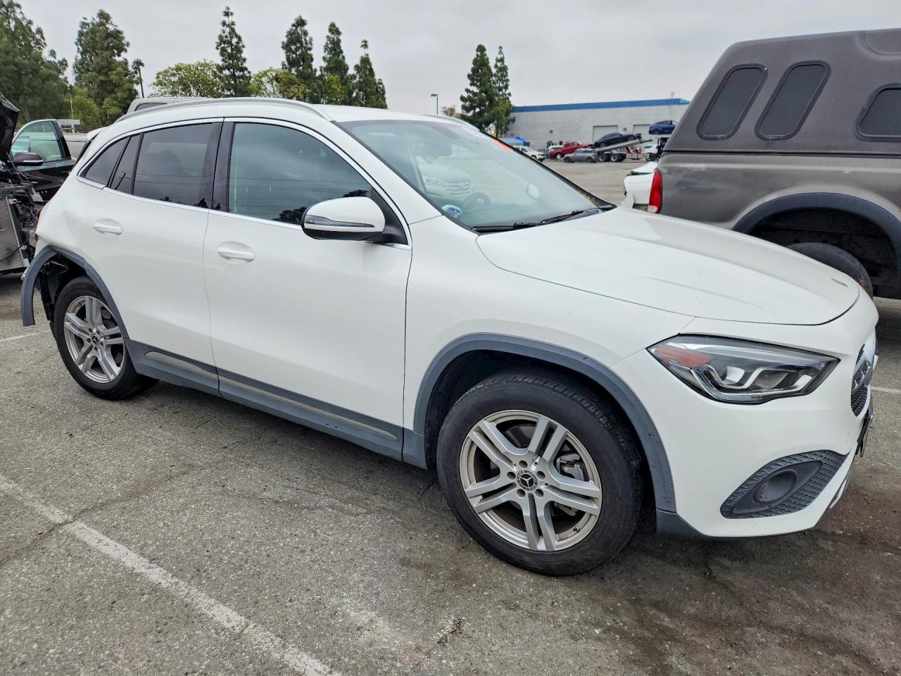 2021 Mercedes-Benz Gla 250 - Image 4