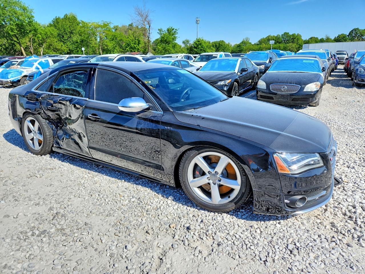 2014 Audi S8 - Фото 4