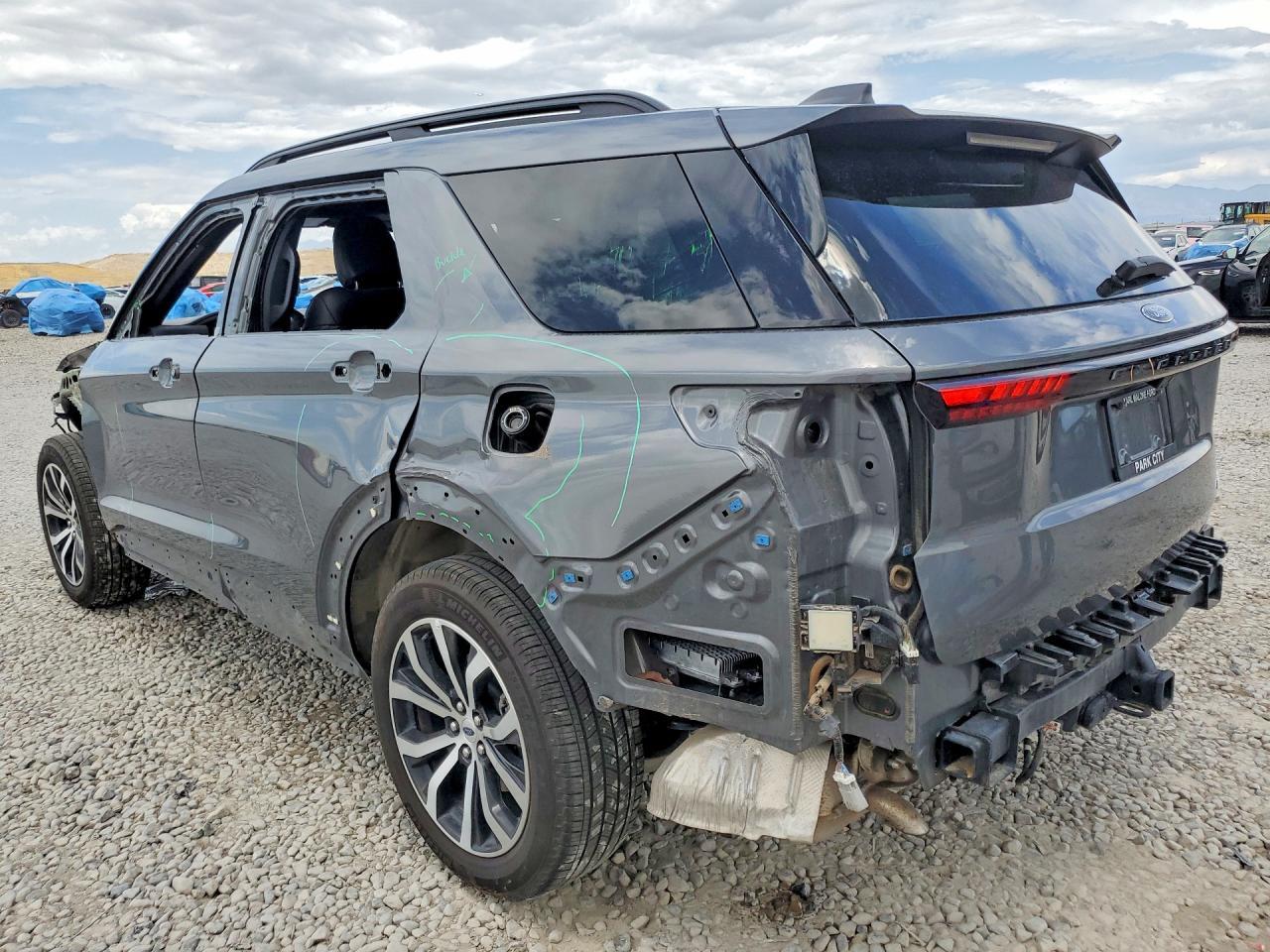 2025 Ford Explorer St-Line - Фото 2