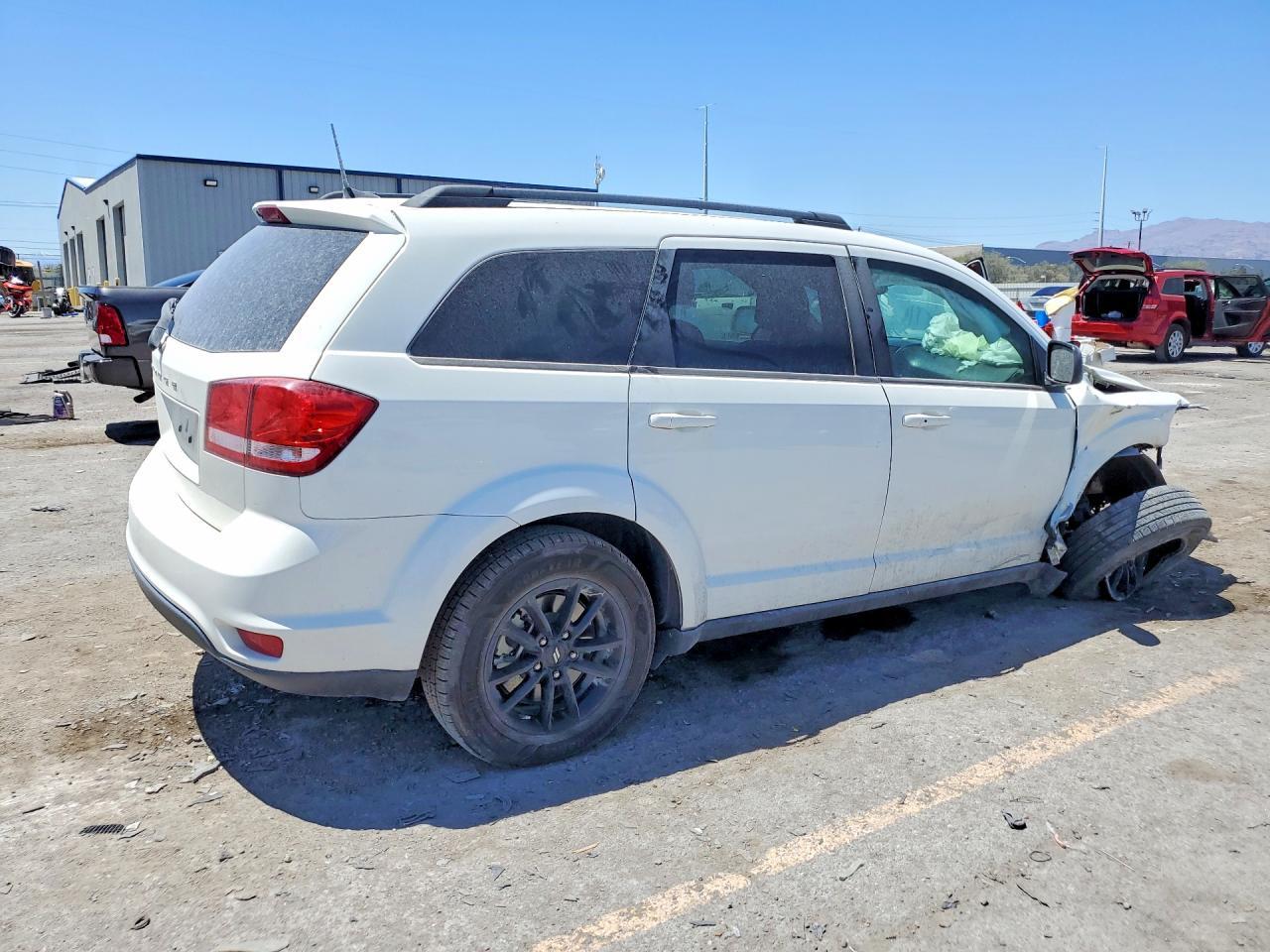2019 Dodge Journey - Image 3