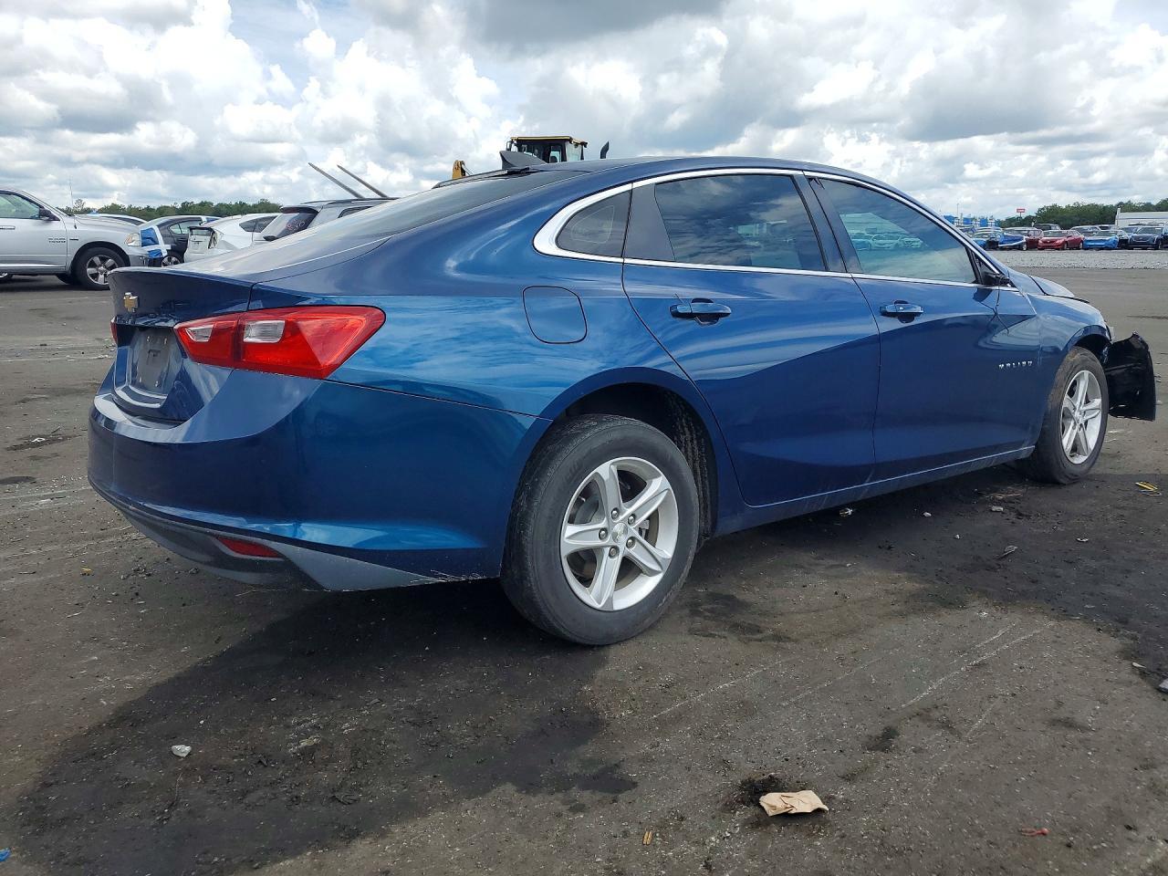 2019 Chevrolet Malibu Ls - Фото 3