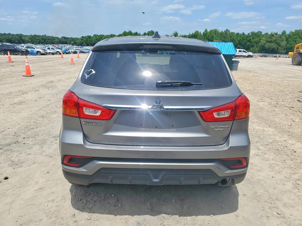 2019 Mitsubishi Outlander Sport Es - Image 6