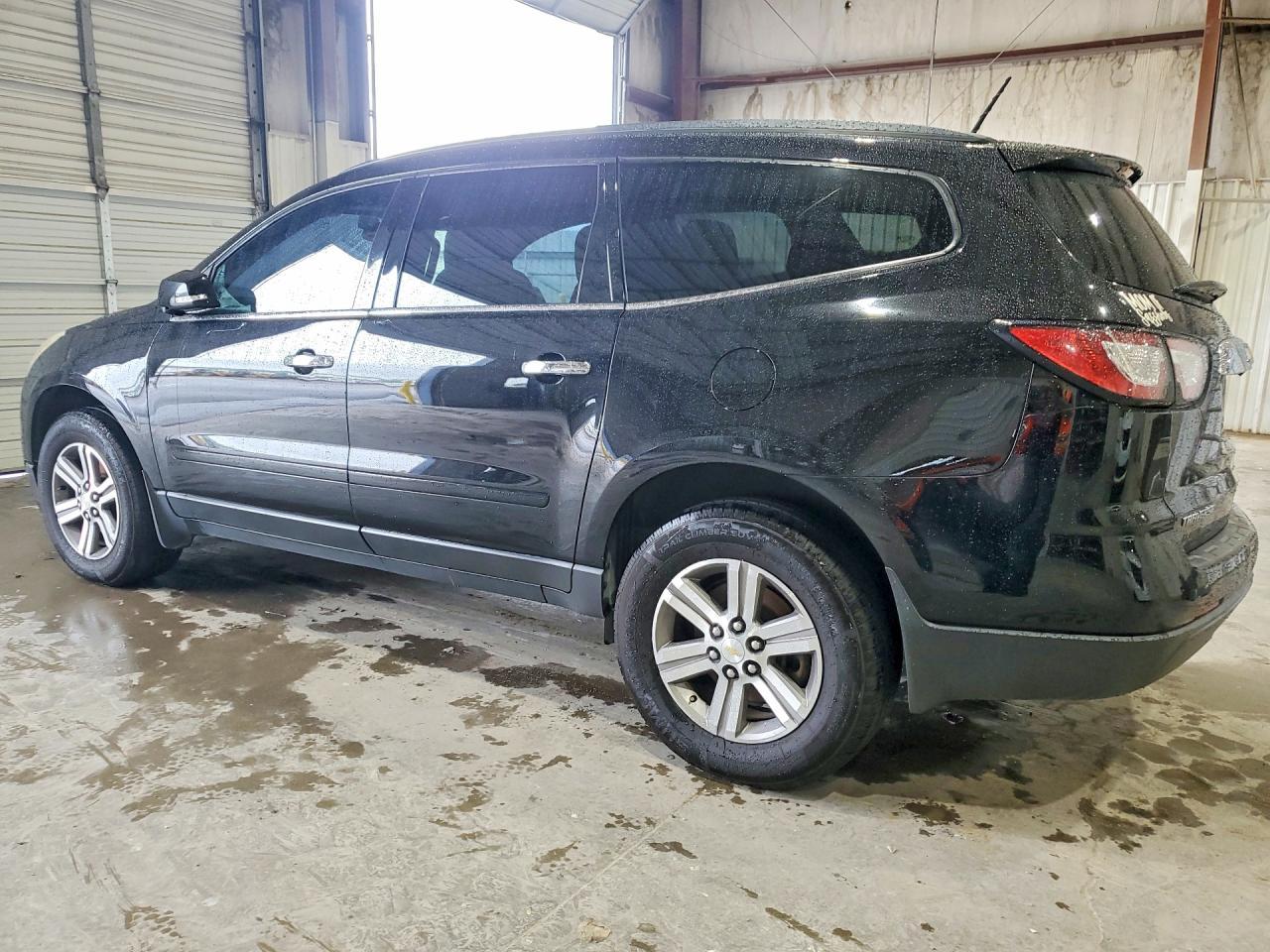 2017 Chevrolet Traverse Lt - Фото 2