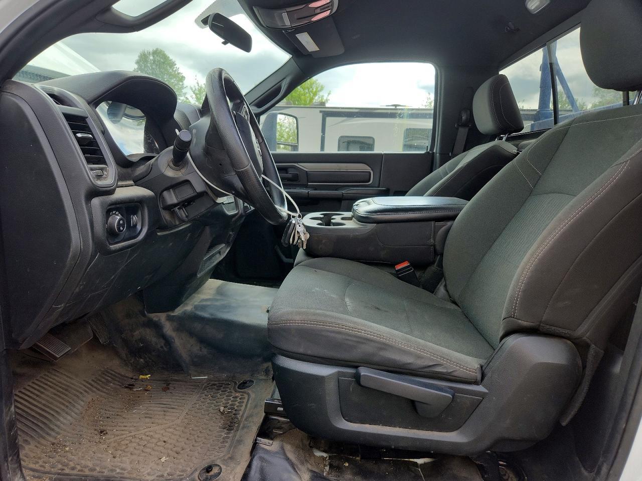 2024 Ram 5500 - Image 7