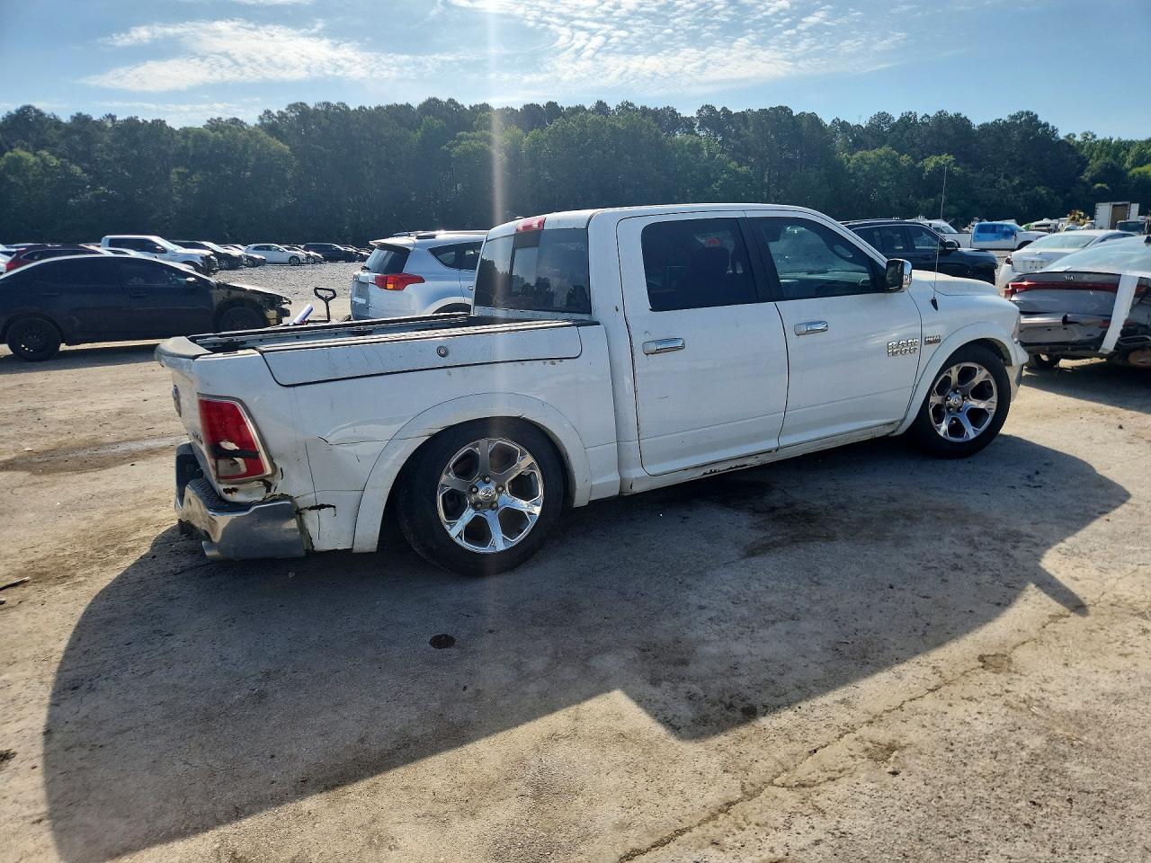 2017 Ram 1500 Laramie - Фото 3