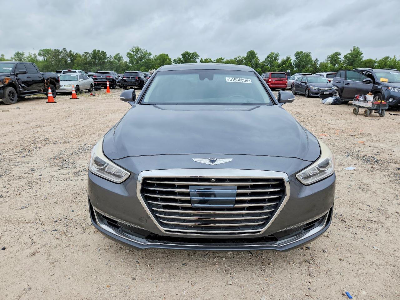 2017 Genesis G90 Premium - Фото 5
