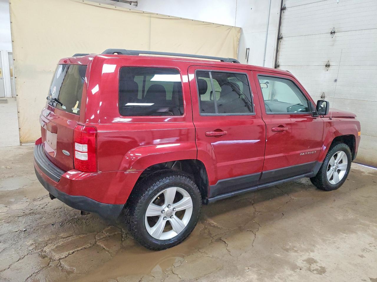 2014 Jeep Patriot Latitude - Image 3