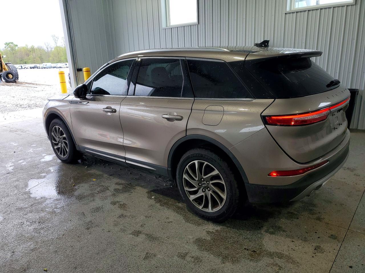 2020 Lincoln Corsair - Фото 2