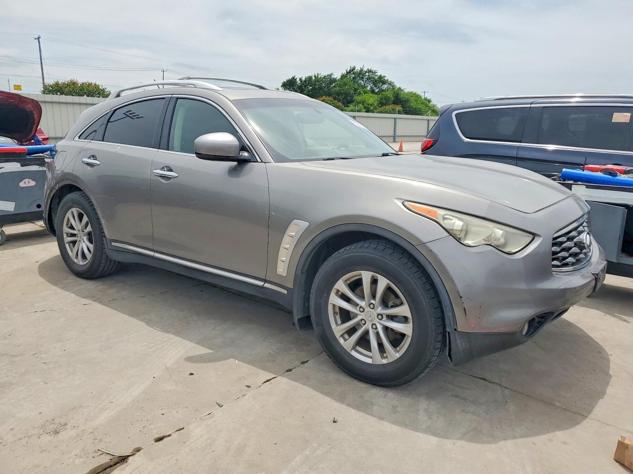 2010 Infiniti Fx35 Base - Фото 4