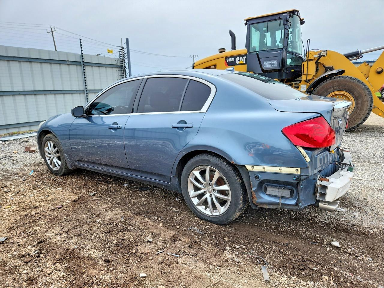 2009 Infiniti G37 Sedan X - Фото 2