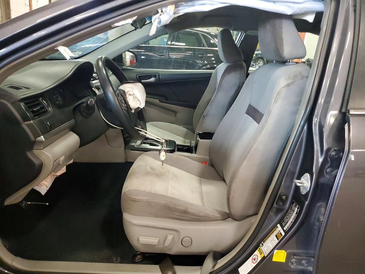 2012 Toyota Camry Le - Image 7
