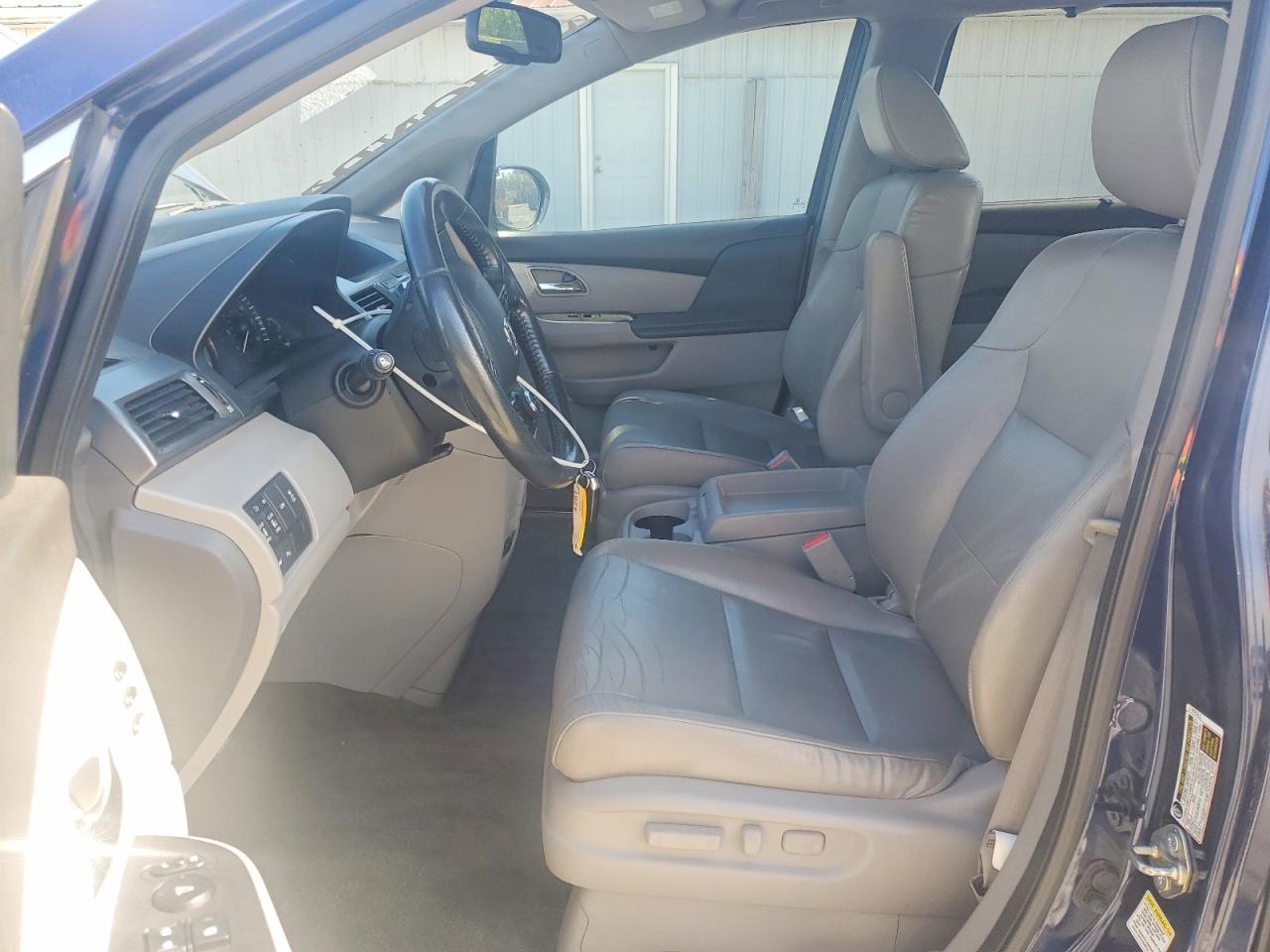 2015 Honda Odyssey Touring - Фото 7