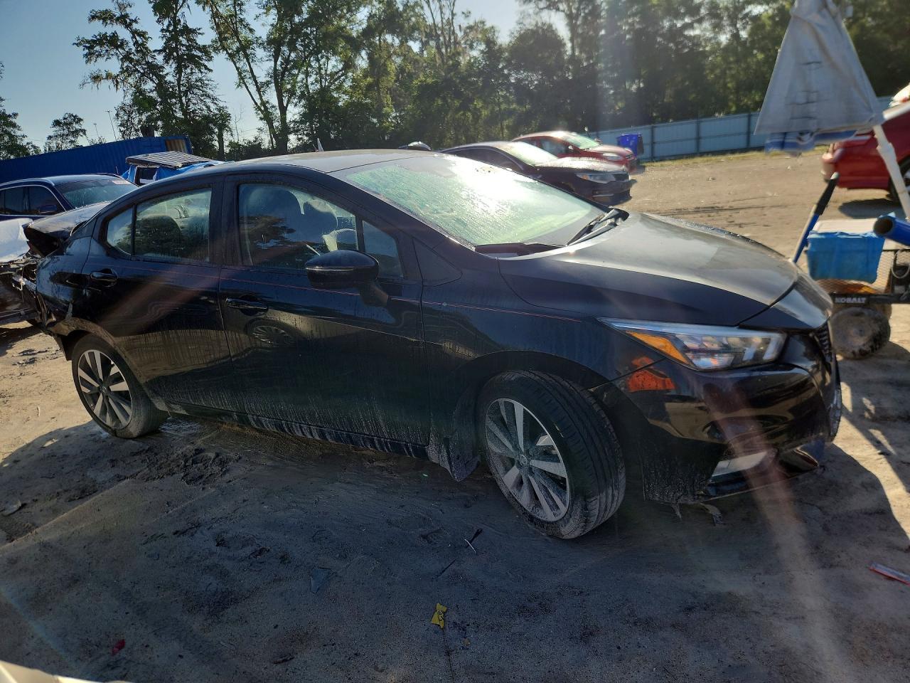 2021 Nissan Versa Sr - Image 4