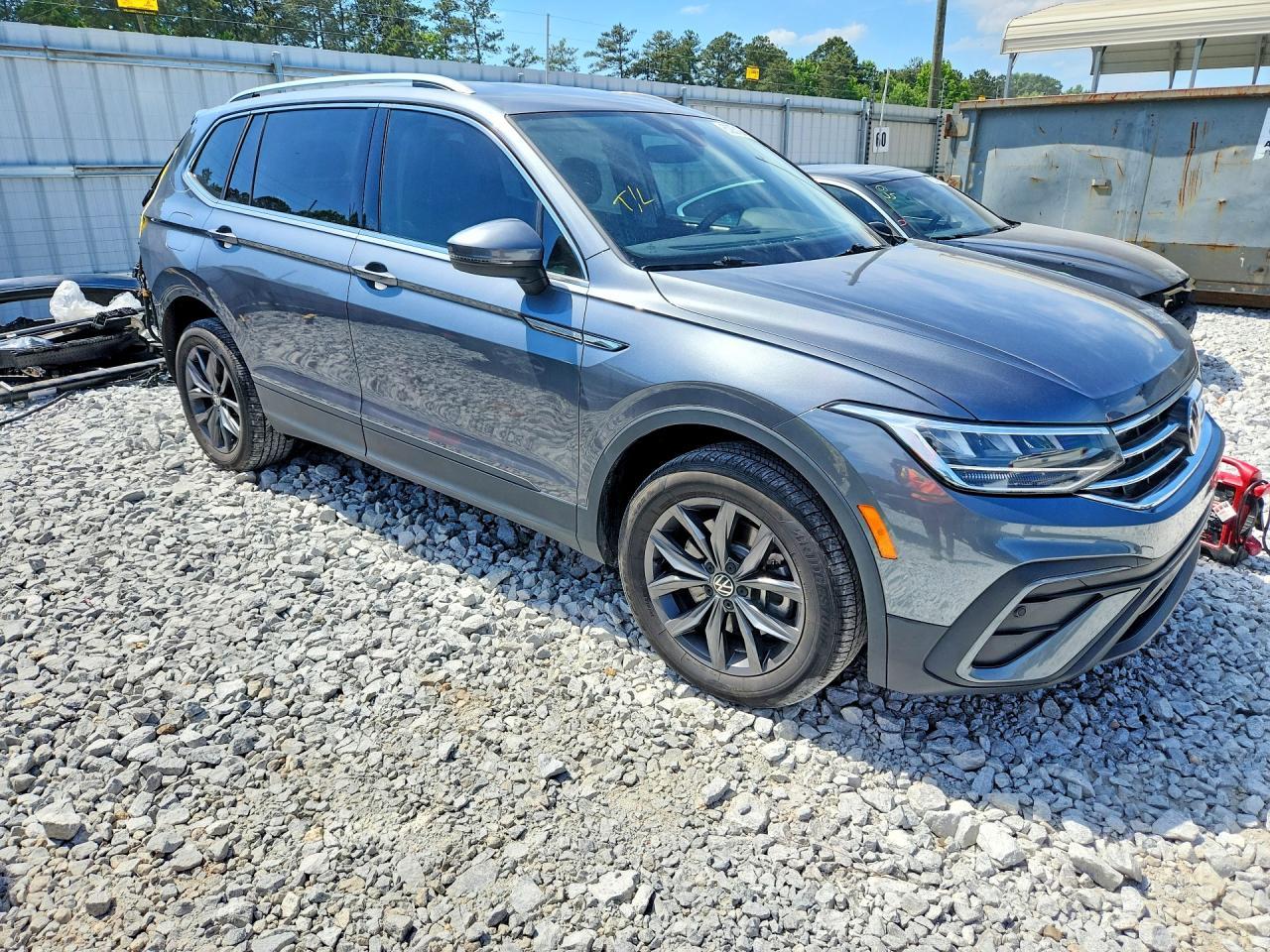 2021 Volkswagen Tiguan Se, Se R-Line Black, Sel - Image 4