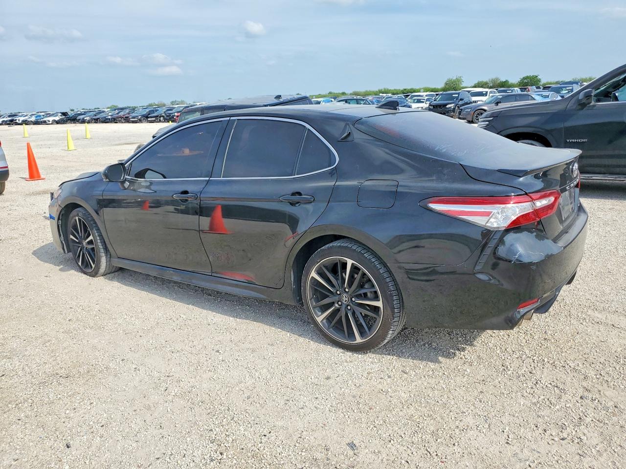 2020 Toyota Camry Xse - Image 2