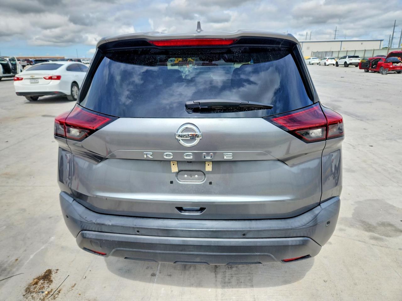 2021 Nissan Rogue S - Фото 6
