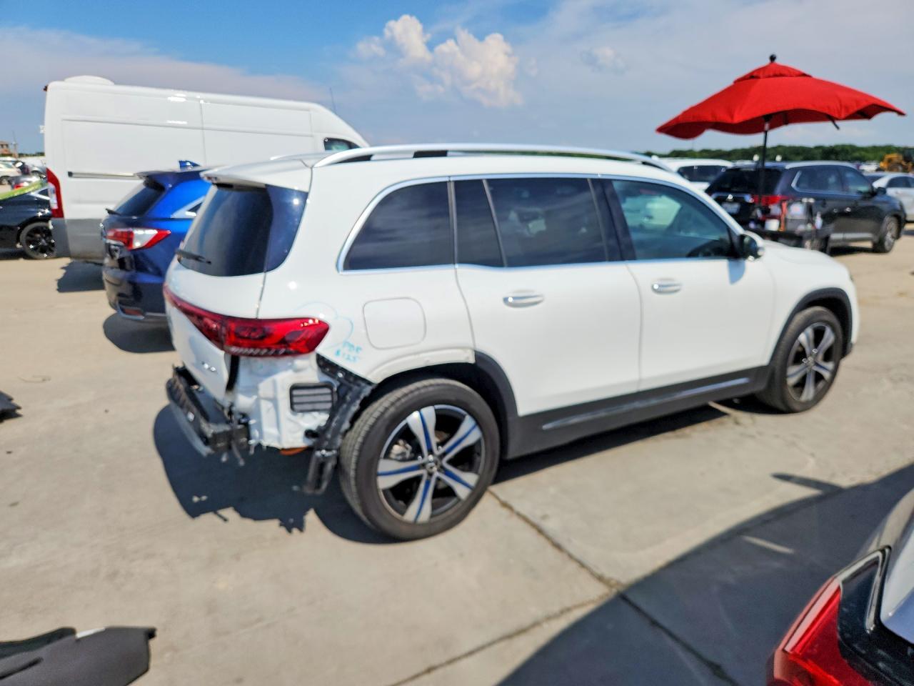 2023 Mercedes-Benz Eqb 350 4Matic - Фото 3