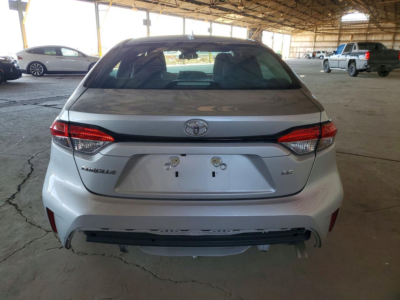 2024 Toyota Corolla Le - Image 6