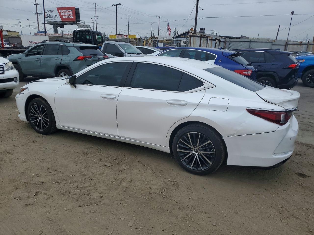 2024 Lexus Es 300H Base - Image 2