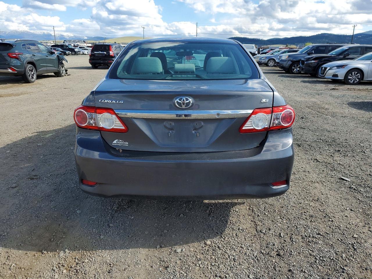 2013 Toyota Corolla Le - Фото 6
