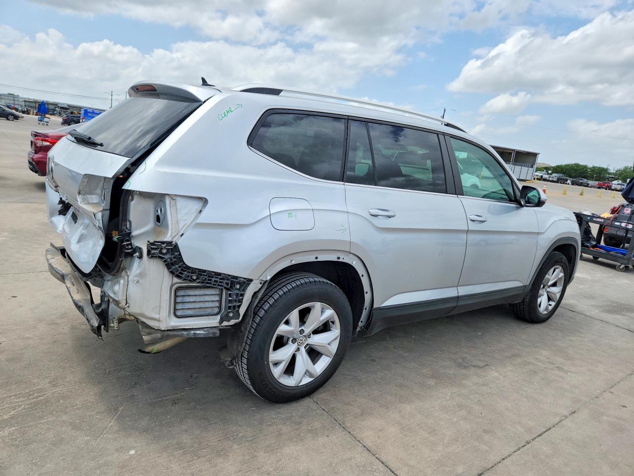2018 Volkswagen Atlas - Фото 3
