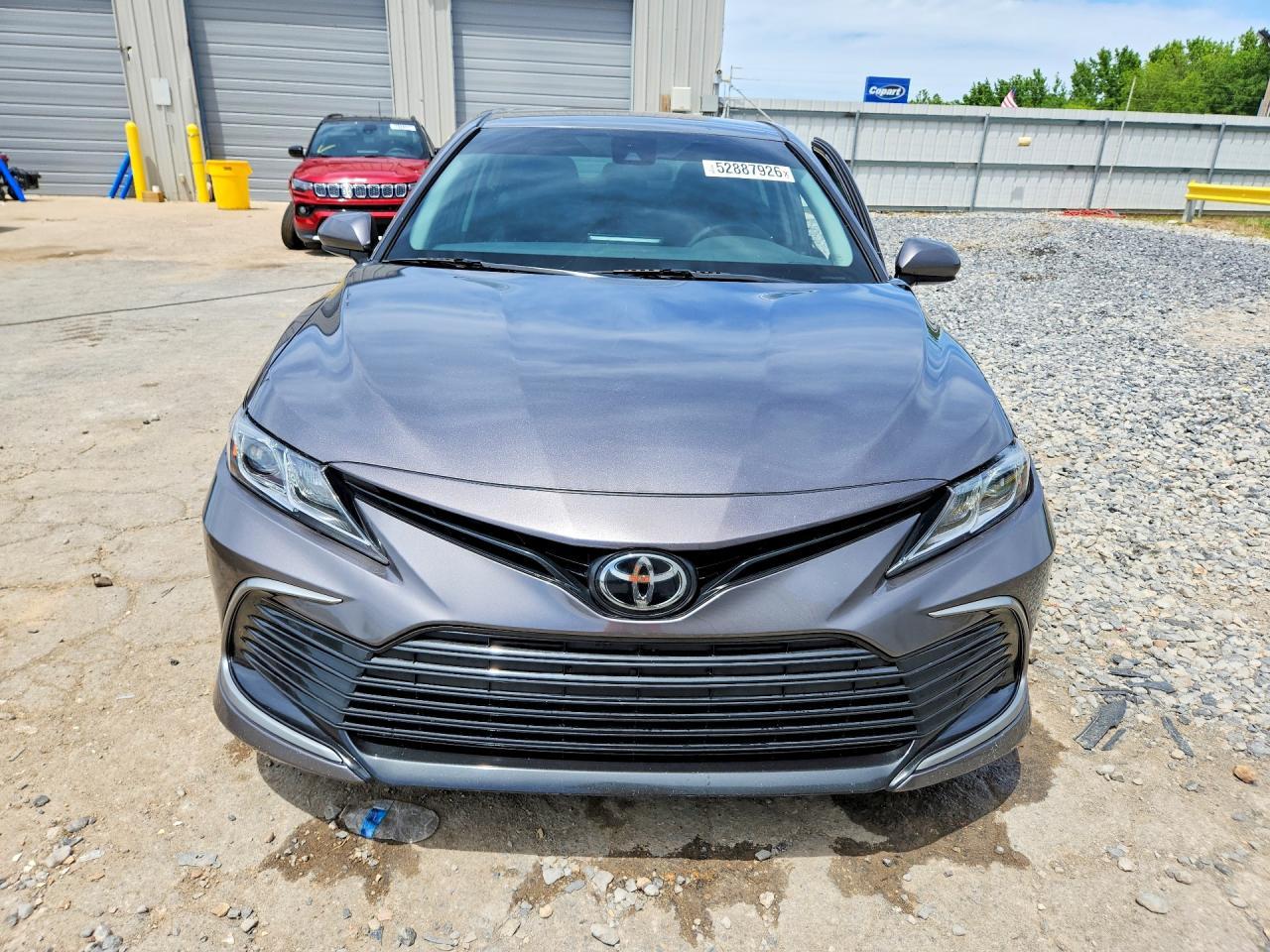 2021 Toyota Camry Le - Фото 5