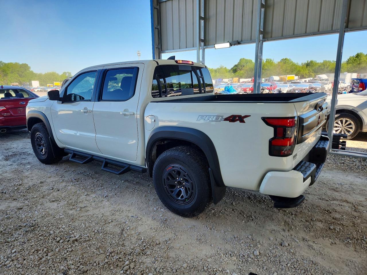 2026 Nissan Frontier S - Фото 2