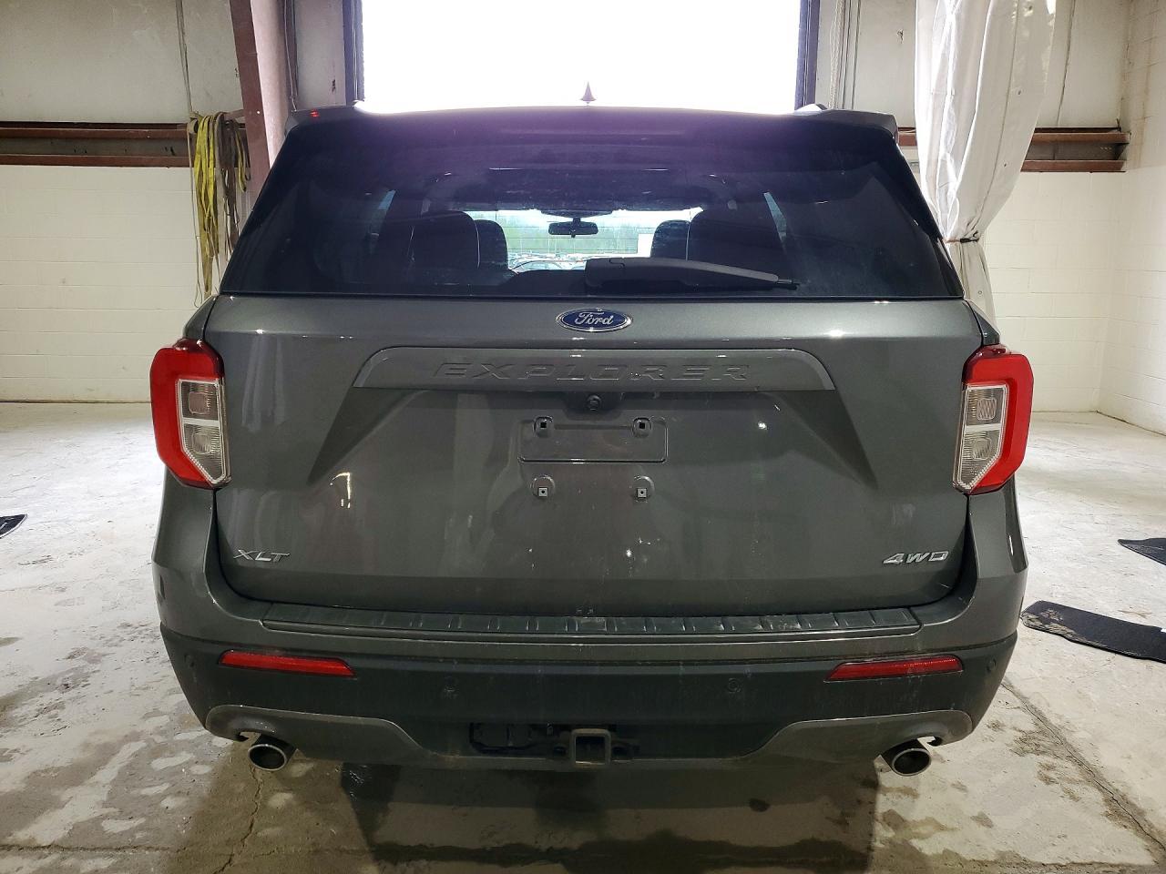 2022 Ford Explorer Xlt - Фото 6