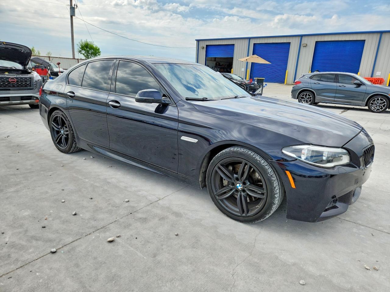 2016 BMW 535 - Image 7