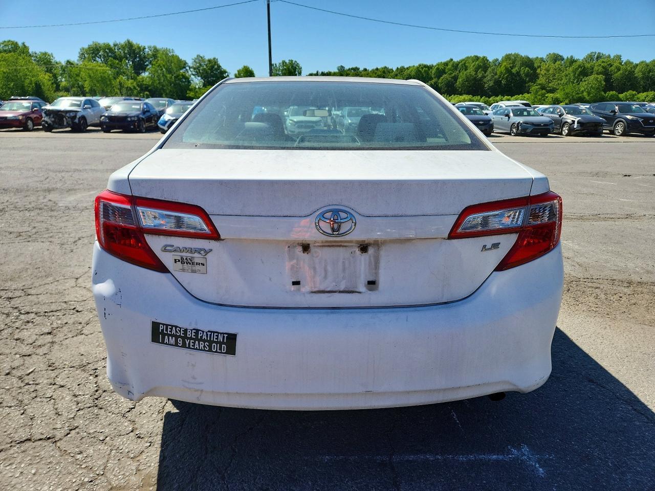 2012 Toyota Camry Le - Фото 6