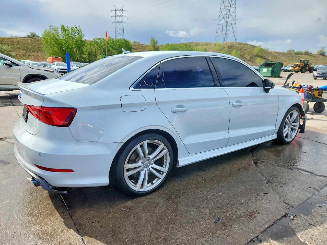2015 Audi S3 Premium Plus - Фото 3