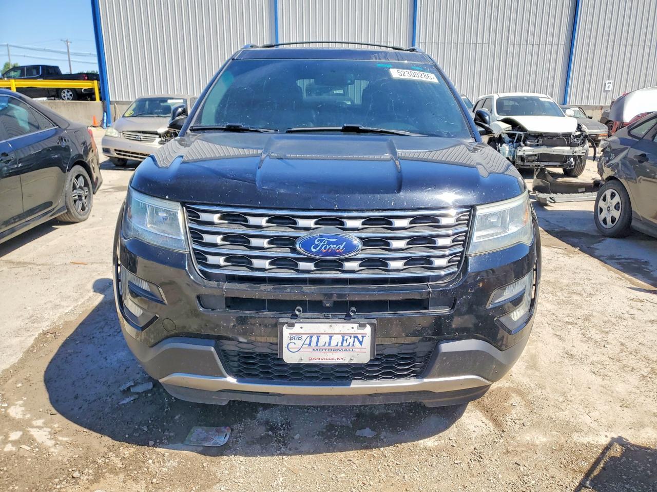 2016 Ford Explorer Limited - Image 5