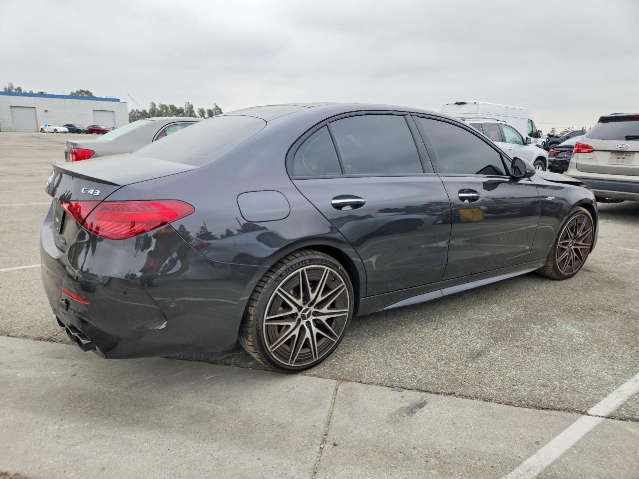 2026 Mercedes-Benz C 43 Amg - Image 3