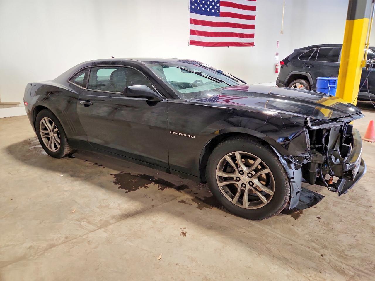 2015 Chevrolet Camaro Ls - Фото 4
