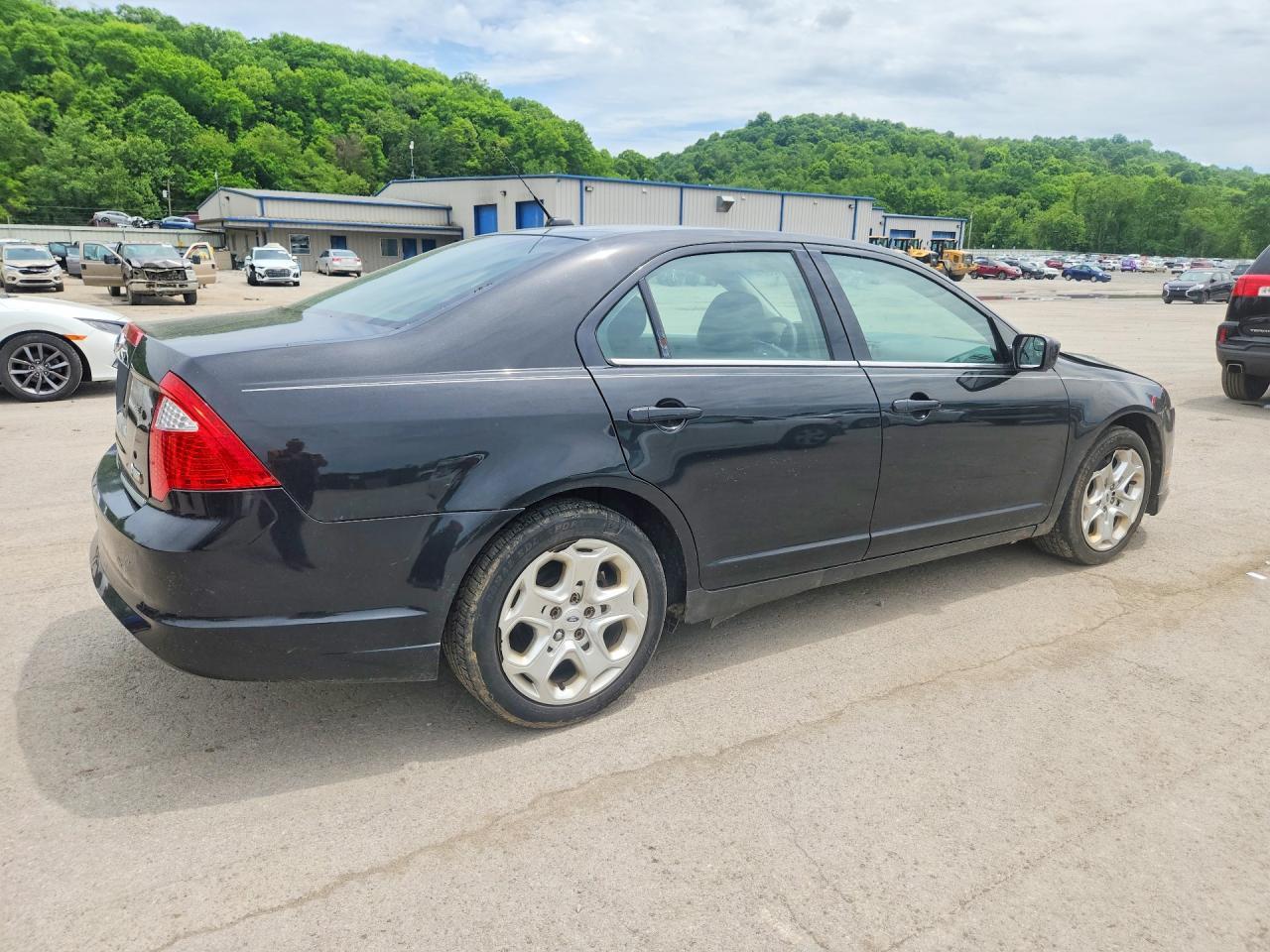 2011 Ford Fusion Se - Фото 3