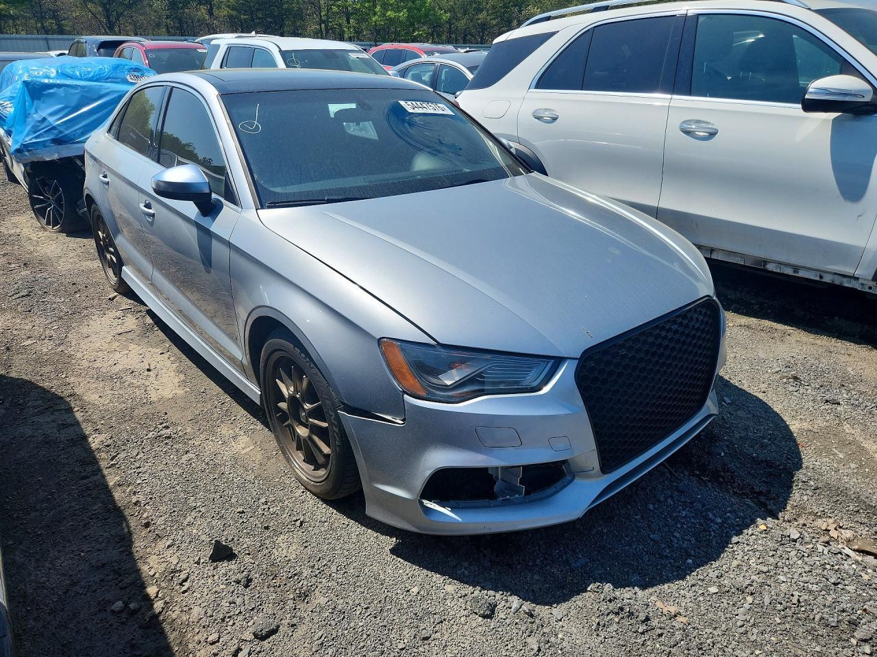 2015 Audi S3 Premium Plus - Image 4