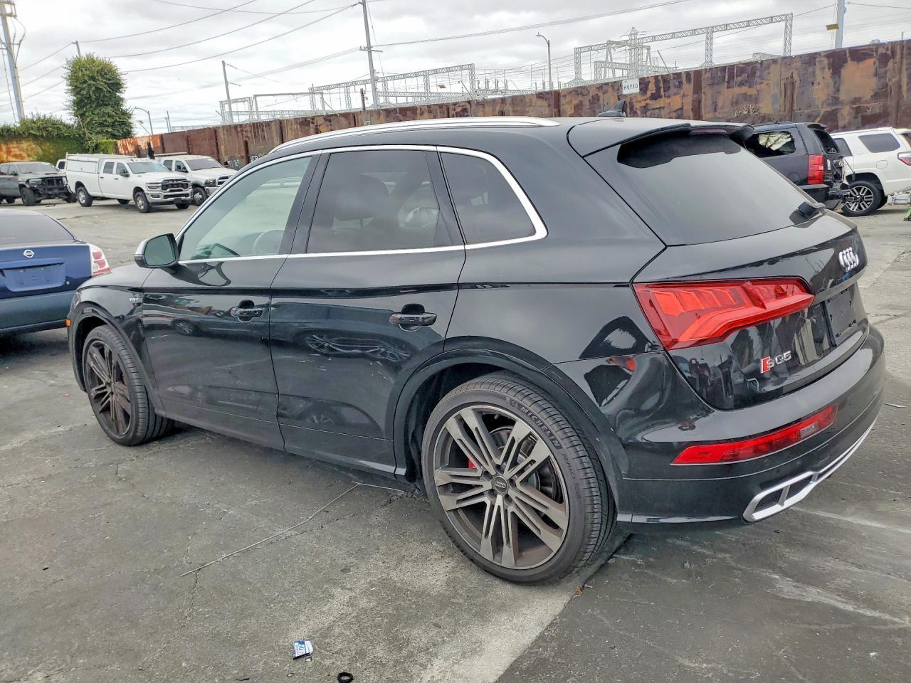 2018 Audi Sq5 Prestige - Фото 2
